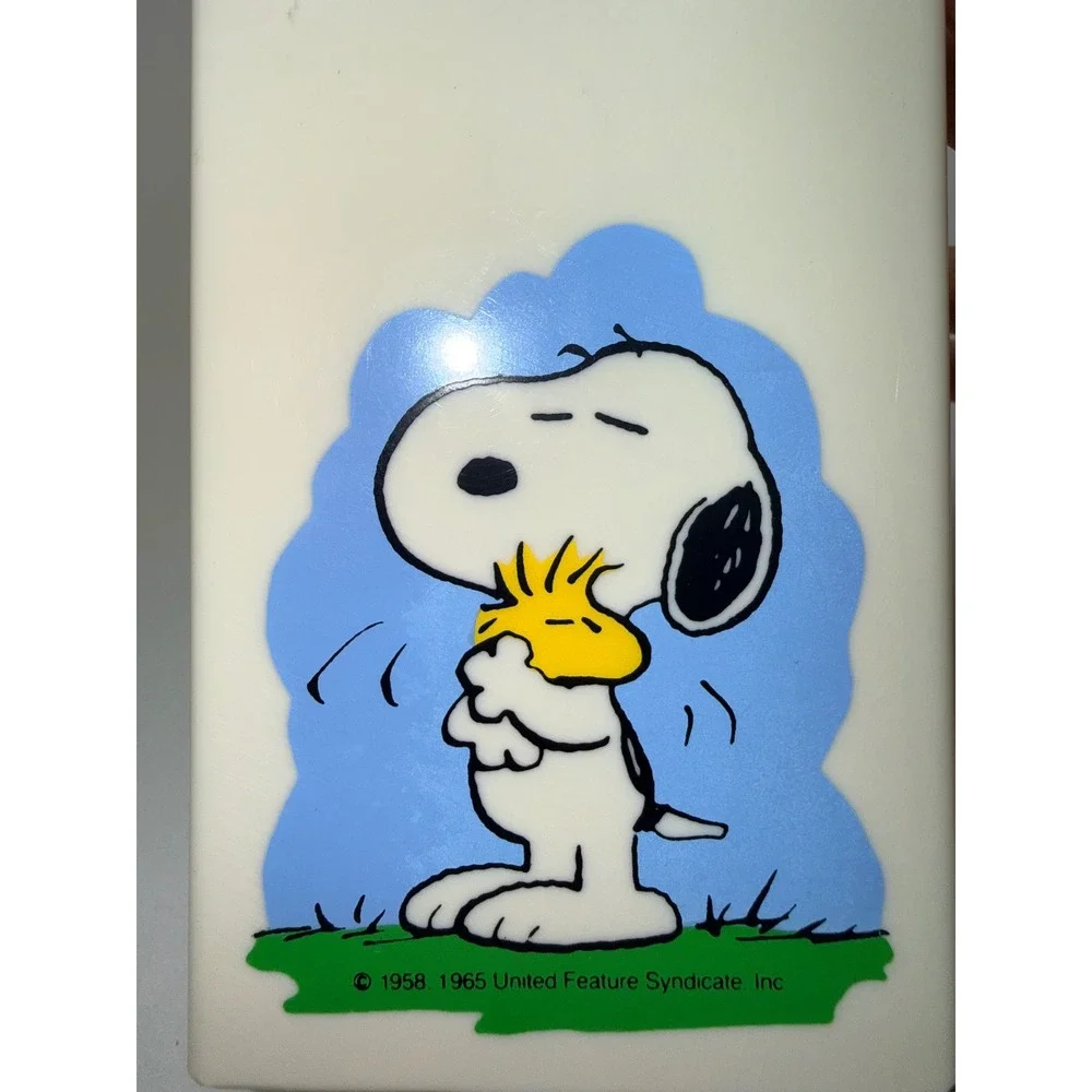 Peanuts Snoopy Woodstock Dixie Bathroom Cup Holder Plastic Pop-Up Dispenser